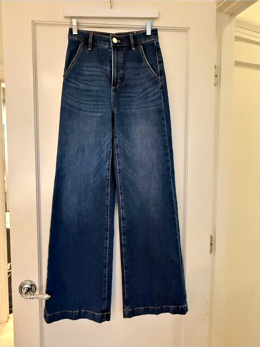 Ann Taylor Wide Leg Jeans in Blue Like New